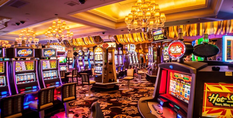 play casino games